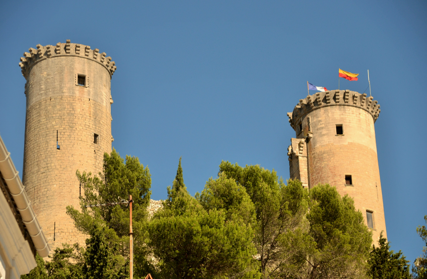 Château de Châteaurenard, France